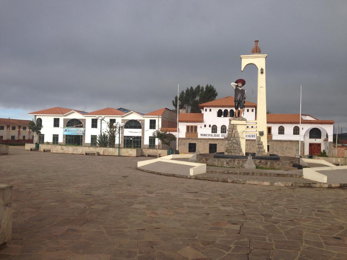 Hospedaje Encanto De Chinchero Chincheros  ภายนอก รูปภาพ